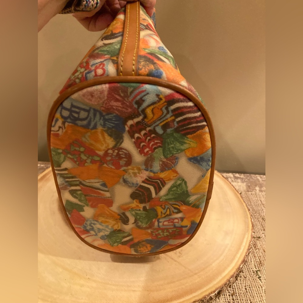 Dooney and Bourke Y2K Candy Bucket Bag on Off White HOBO Rare Hard‎ To Find - Picture 8 of 11
